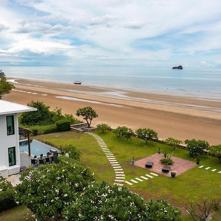 Beachfront Modern 4 Bedroom Pool Villa - Rv Hua Hin Exterior photo