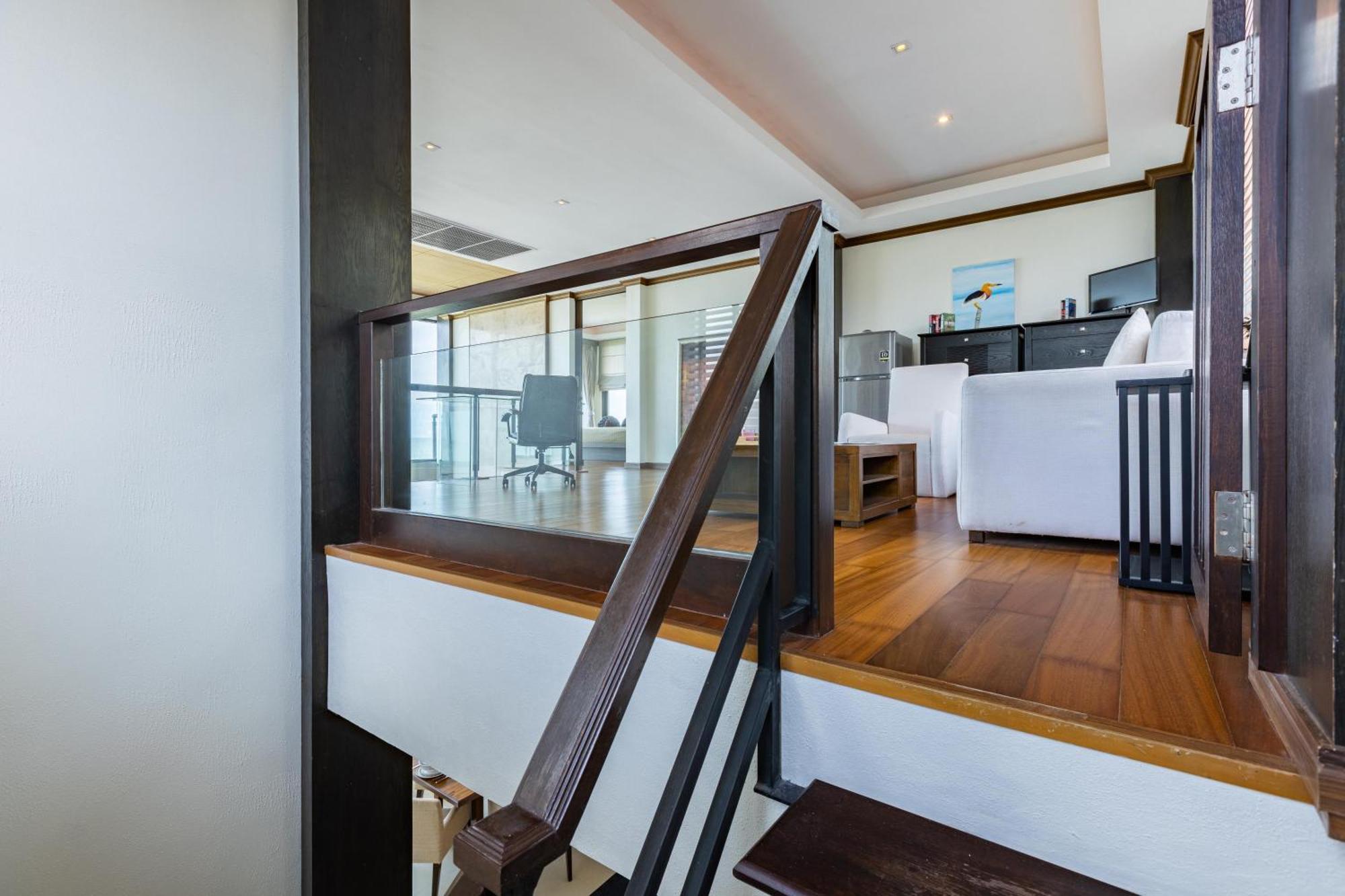 Beachfront Modern 4 Bedroom Pool Villa - Rv Hua Hin Exterior photo