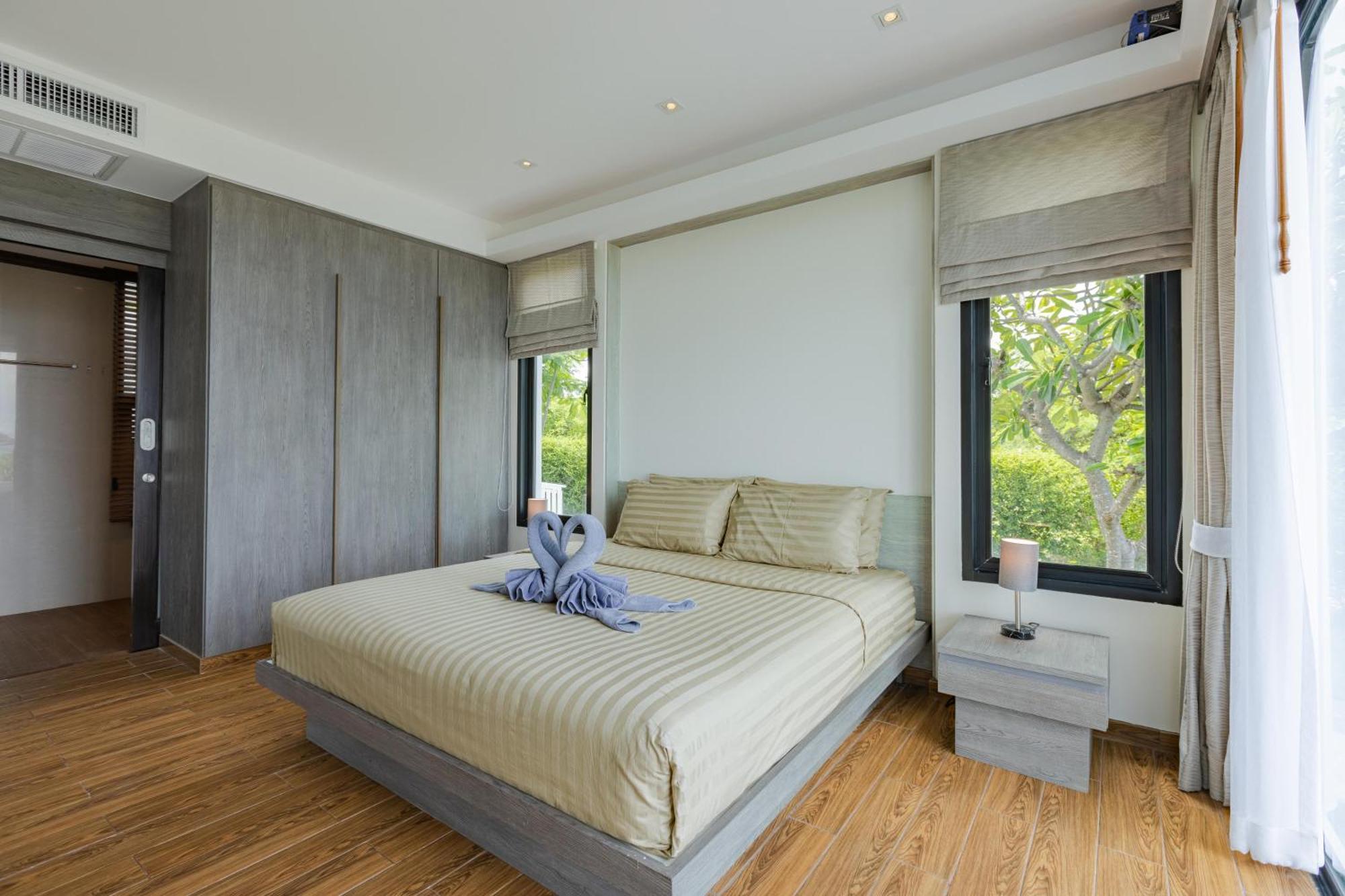 Beachfront Modern 4 Bedroom Pool Villa - Rv Hua Hin Exterior photo