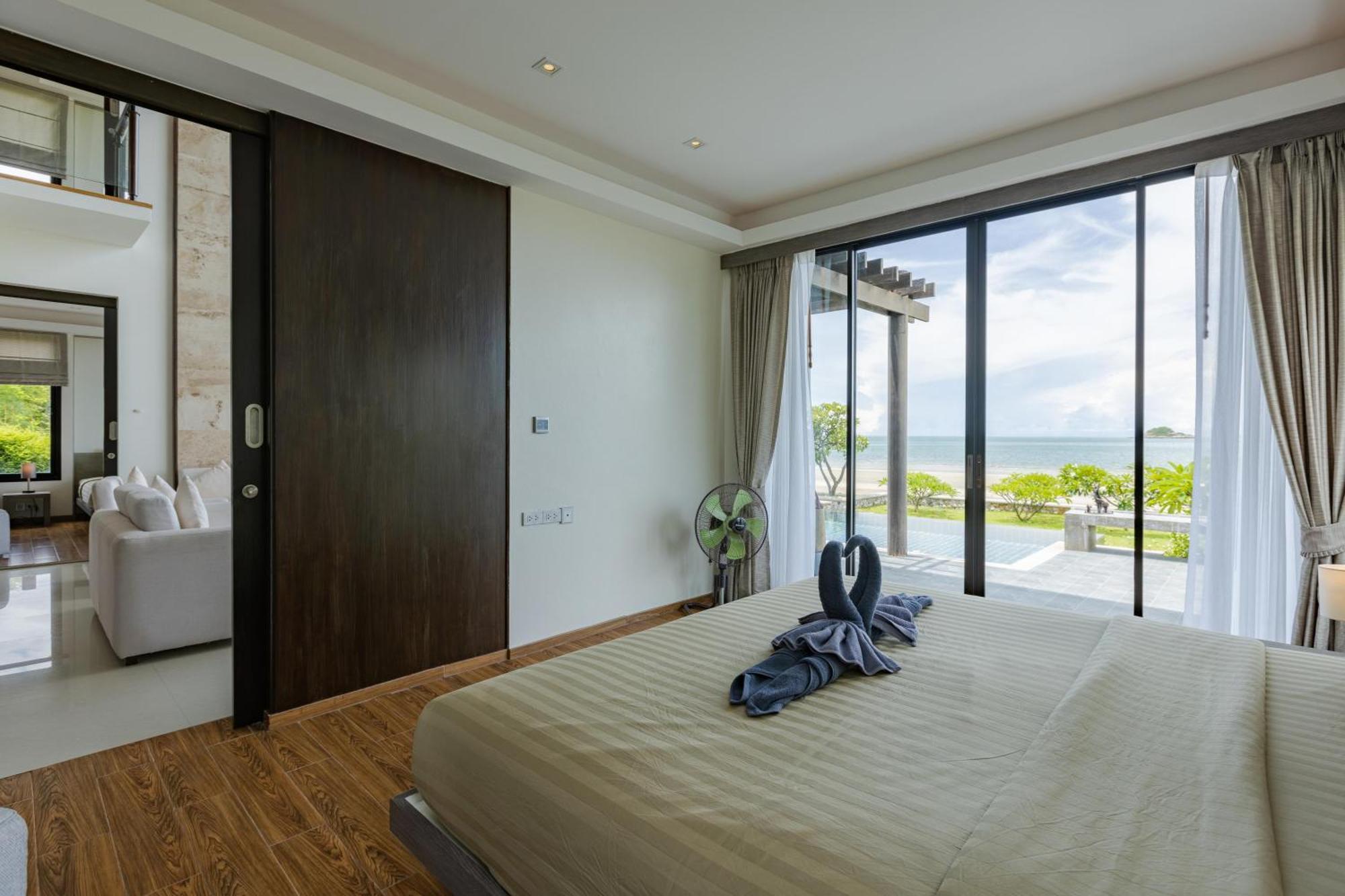 Beachfront Modern 4 Bedroom Pool Villa - Rv Hua Hin Exterior photo